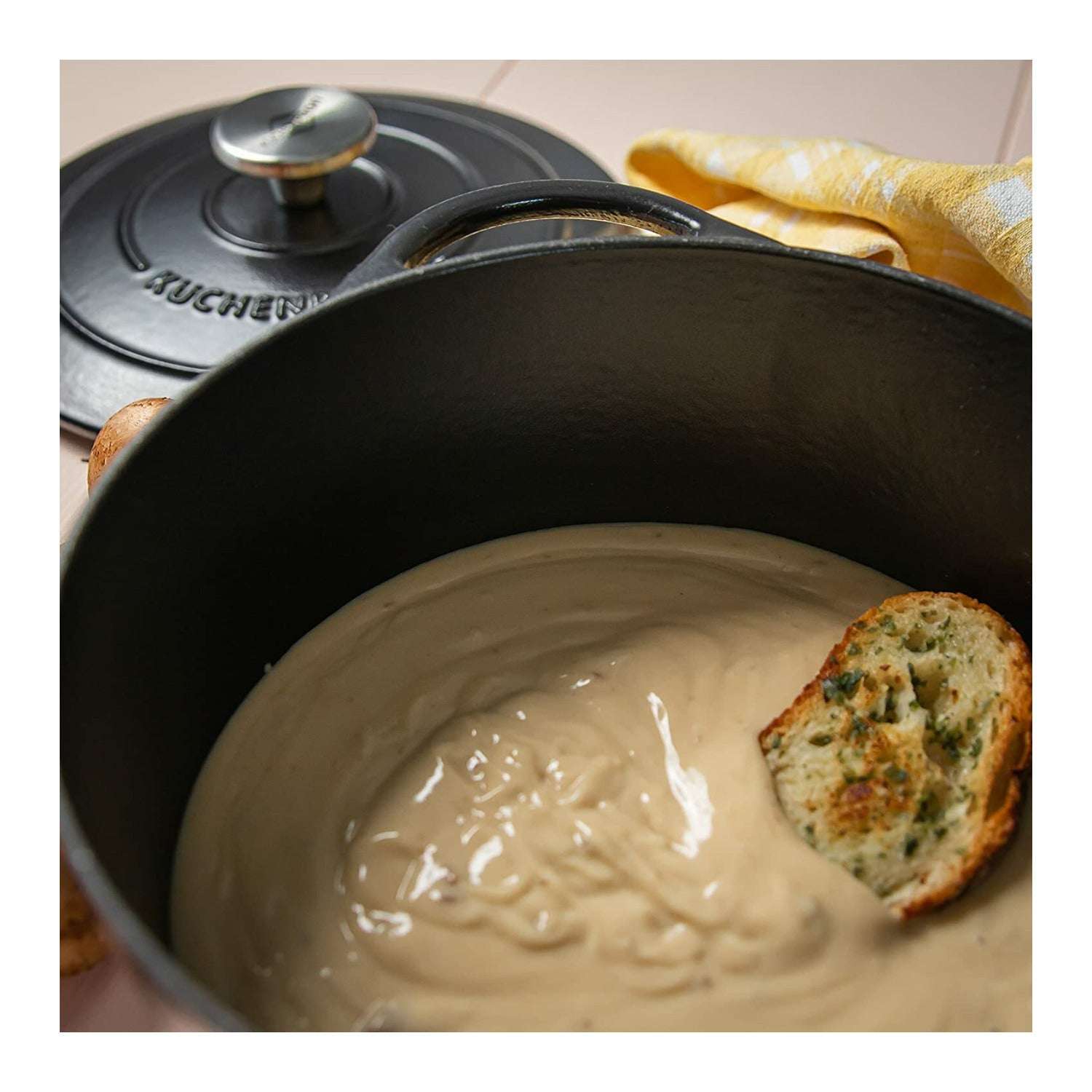 Kuchenprofi 6 Quart Enameled Cast Iron Dutch Oven with Lid Black