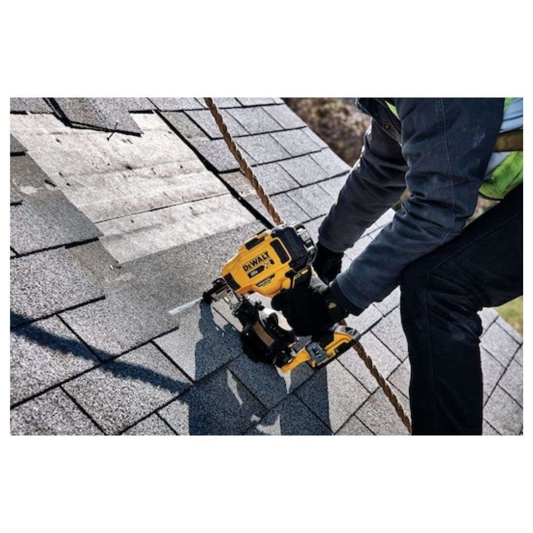 DeWALT DCN45RNB 20V Max 15 Degree Cordless Coil Roofing Nailer